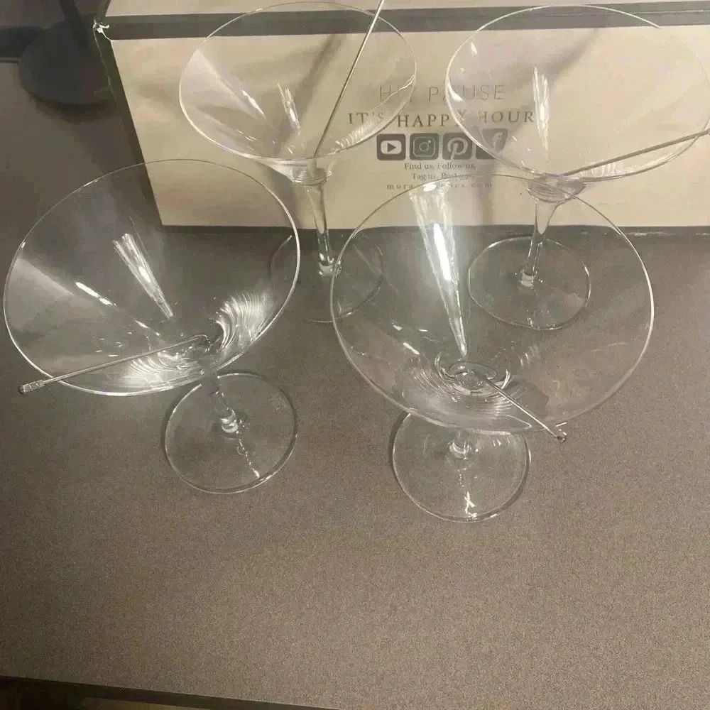 Martini glasses set of 4- 7 oz